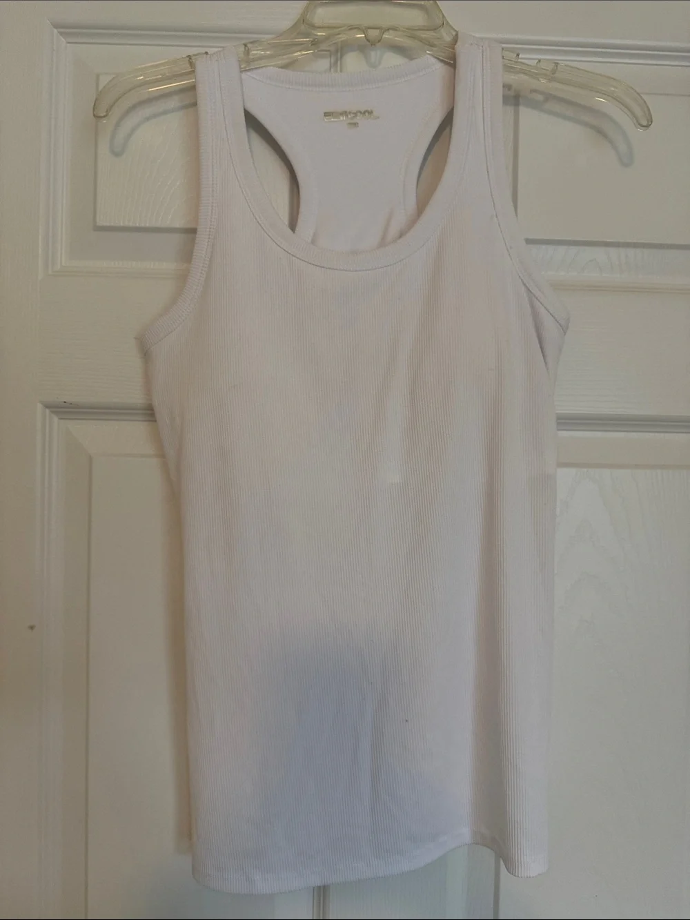 White Ribbed Racerback Tank Top Bra Built In Shelf - Picture 1 of 5